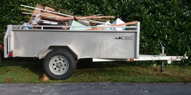 Campbell River s Premier Green Junk Removal Company | Hello Trailer!