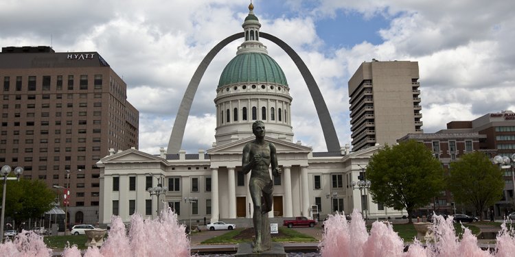 Junk Removal in St. Louis | Junk King St. Louis